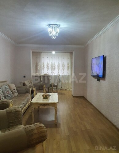 Продаётся 3-комн. вторичка 70 м², м. Иншаатчылар, photo 4 from 16