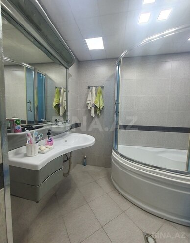 Продаётся 3-комн. вторичка 70 м², м. Иншаатчылар, photo 12 from 16