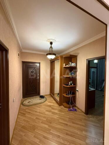Satılır 4 otaqlı köhnə tikili 105 m², Xalqlar Dostluğu m., photo 11 from 14