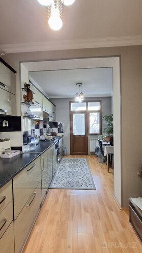 Satılır 2 otaqlı köhnə tikili 70 m², Gənclik m., photo 7 from 15