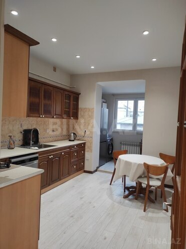 Сдаётся 2-комн. новостройка 70 м², м. Сахил, photo 1 from 8