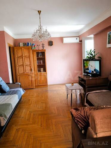 Продаётся 3-комн. вторичка 90 м², м. Нариман Нариманов, photo 1 from 16