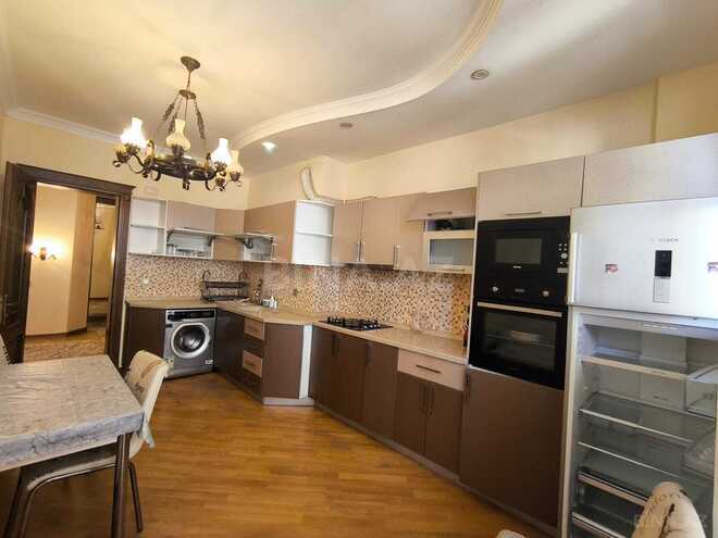 İcarəyə verilir 3 otaqlı yeni tikili 140 m², Şah İsmayıl Xətai m., photo 9 from 13