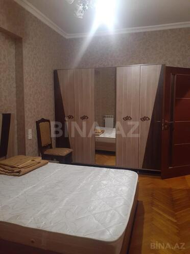 İcarəyə verilir 2 otaqlı köhnə tikili 65 m², Gənclik m., photo 7 from 11