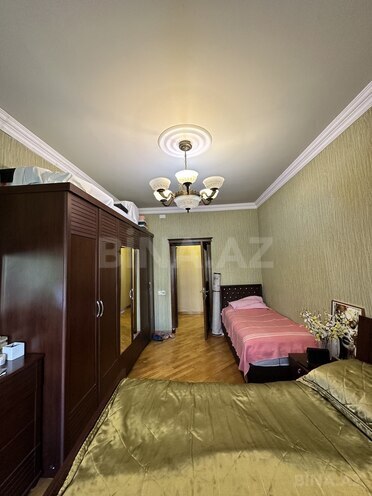 Satılır 3 otaqlı köhnə tikili 75 m², Qara Qarayev m., photo 10 from 16