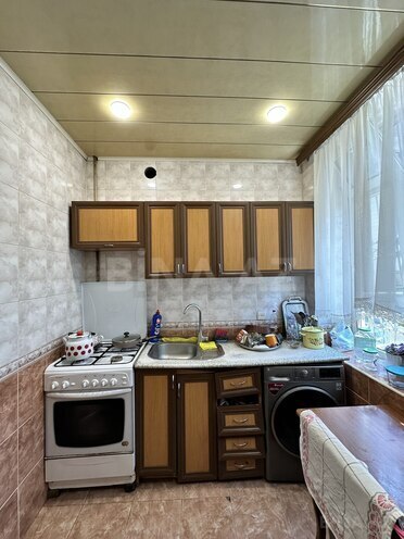 Satılır 3 otaqlı köhnə tikili 75 m², Qara Qarayev m., photo 7 from 16