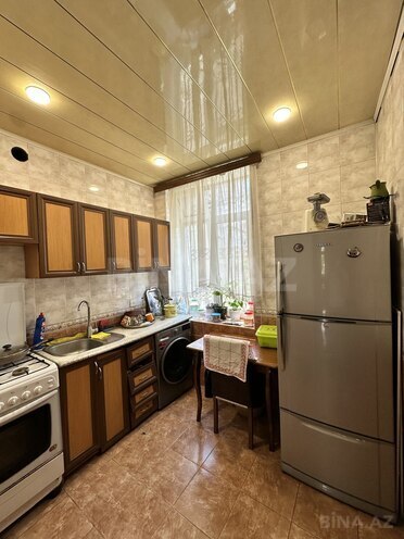 Satılır 3 otaqlı köhnə tikili 75 m², Qara Qarayev m., photo 8 from 16