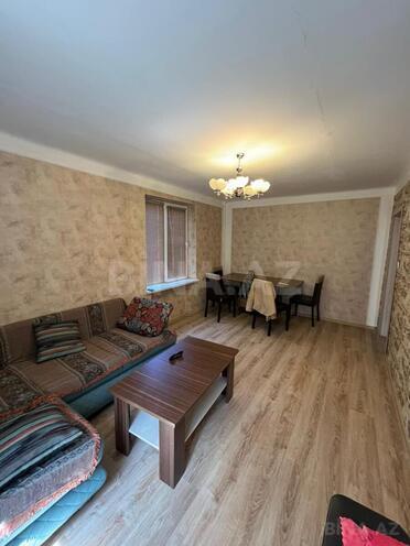 Satılır 1 otaqlı köhnə tikili 30 m², Elmlər Akademiyası m., photo 1 from 12