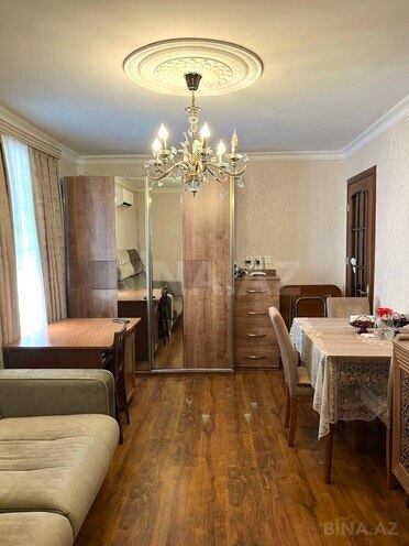 Продаётся 2-комн. вторичка 45 м², м. Нариман Нариманов, photo 1 from 13