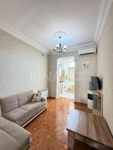 İcarəyə verilir 2 otaqlı köhnə tikili 55 m², Sahil m., photo 4 from 16