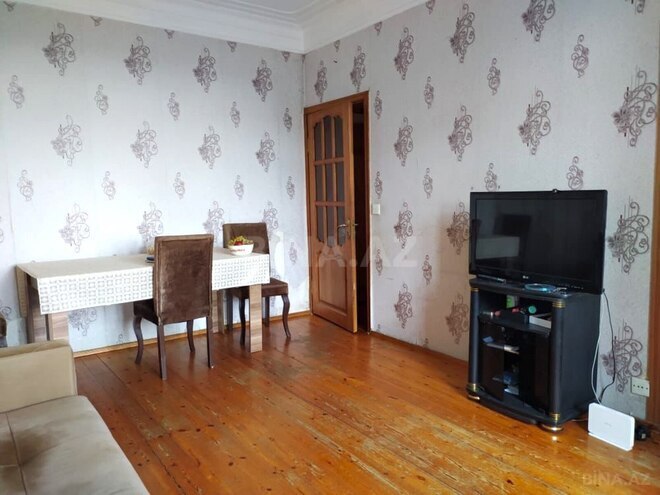 Satılır 2 otaqlı köhnə tikili 50 m², Gənclik m., photo 3 from 10