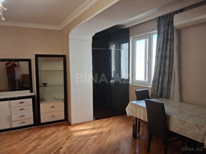 Продаётся 2-комн. вторичка 75 м², м. Элмляр Академиясы, photo 17 from 23