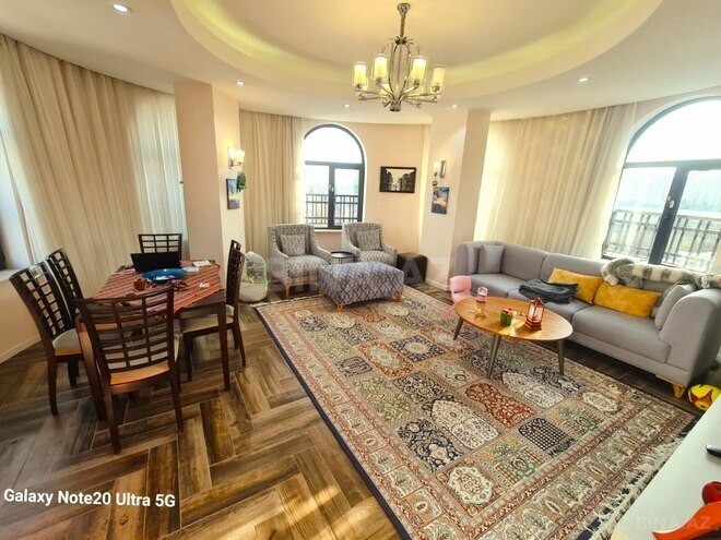 Продаётся 4-комн. новостройка 135 м², м. Низами, photo 1 from 32