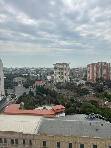 Продаётся 4-комн. новостройка 186 м², м. Кара Караев, photo 19 from 20