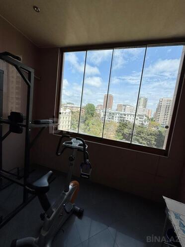 Satılır 5 otaqlı yeni tikili 245 m², 28 May m., photo 16 from 18