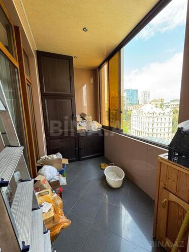 Satılır 5 otaqlı yeni tikili 245 m², 28 May m., photo 15 from 18
