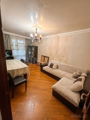 Продаётся 3-комн. вторичка 80 м², м. Ази Асланов, photo 3 from 12