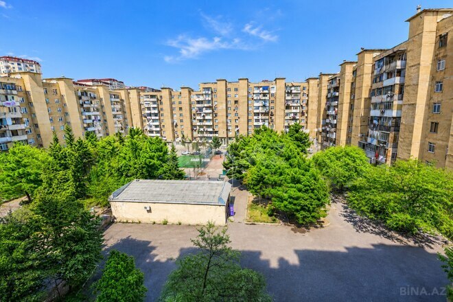 Продаётся 3-комн. вторичка 80 м², м. Ази Асланов, photo 1 from 12