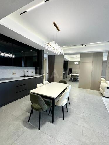 Сдаётся 3-комн. новостройка 110 м², м. Кероглу, photo 3 from 13