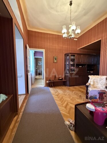 Продается 3-комн. вторичка 100 м², м. Ичеришехер, photo 7 from 19
