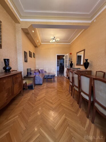 Продается 3-комн. вторичка 100 м², м. Ичеришехер, photo 4 from 19