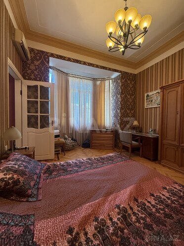 Продается 3-комн. вторичка 100 м², м. Ичеришехер, photo 9 from 19