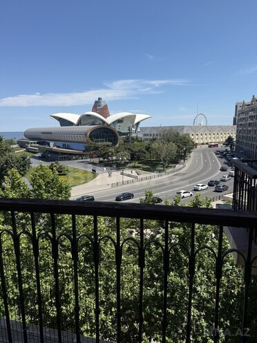 Продается 3-комн. вторичка 100 м², м. Ичеришехер, photo 17 from 19