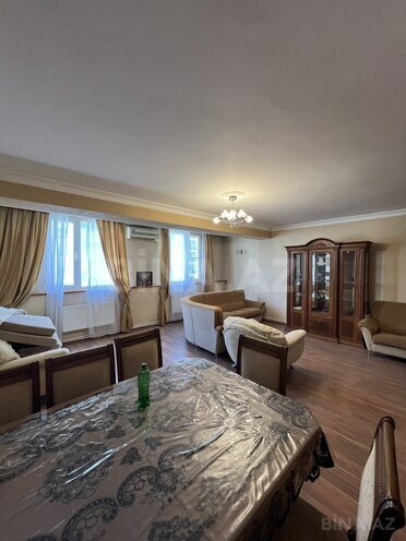 Satılır 3 otaqlı köhnə tikili 115 m², İnşaatçılar m., photo 4 from 16