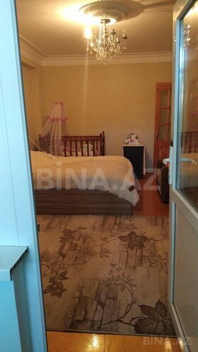 Satılır 4 otaqlı köhnə tikili 105 m², Həzi Aslanov m., photo 1 from 24