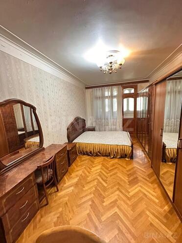 Продаётся 4-комн. вторичка 104 м², м. Азадлыг проспекти, photo 9 from 17