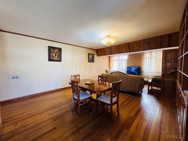 Satılır 3 otaqlı köhnə tikili 70 m², 28 May m., photo 7 from 22
