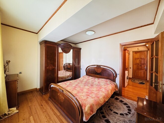 Satılır 3 otaqlı köhnə tikili 70 m², 28 May m., photo 16 from 22