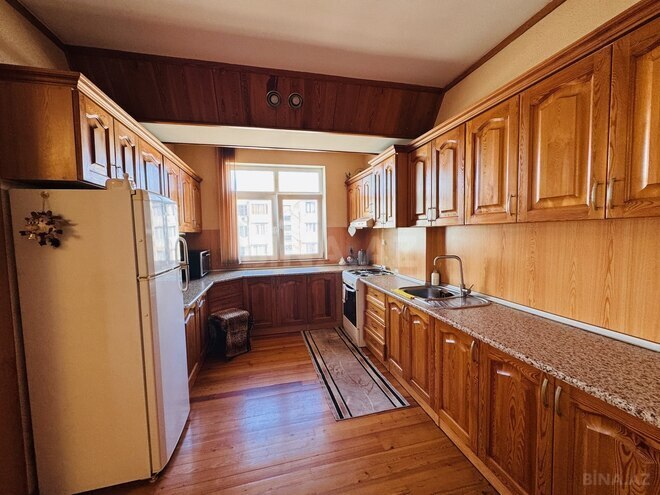 Satılır 3 otaqlı köhnə tikili 70 m², 28 May m., photo 13 from 22