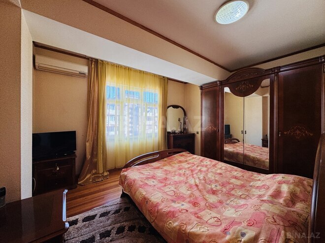 Satılır 3 otaqlı köhnə tikili 70 m², 28 May m., photo 18 from 22