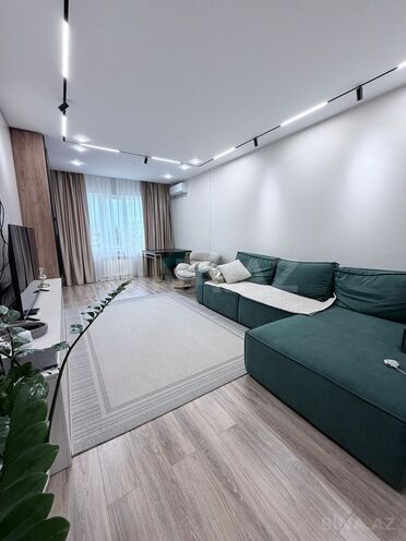 Сдаётся 2-комн. новостройка 70 м², м. 28 мая, photo 1 from 17