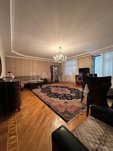 Продаётся 4-комн. вторичка 120 м², м. Мемар Аджеми, photo 1 from 12