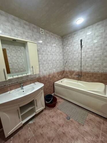 Сдаётся 3-комн. новостройка 100 м², м. 8 ноября, photo 16 from 17