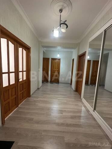 Сдаётся 3-комн. новостройка 100 м², м. 8 ноября, photo 14 from 17