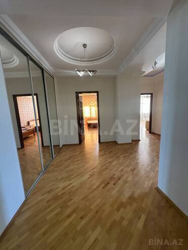Сдаётся 2-комн. новостройка 80 м², м. 8 ноября, photo 10 from 14
