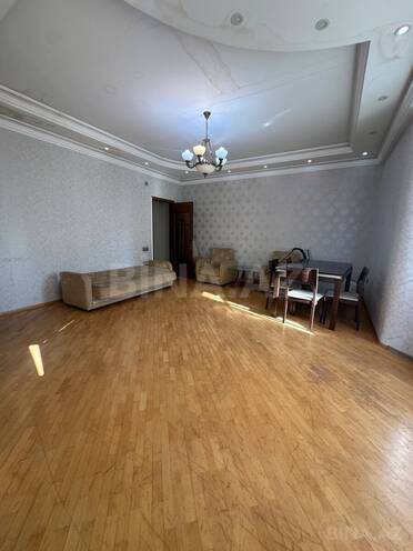 Сдаётся 2-комн. новостройка 80 м², м. 8 ноября, photo 3 from 14