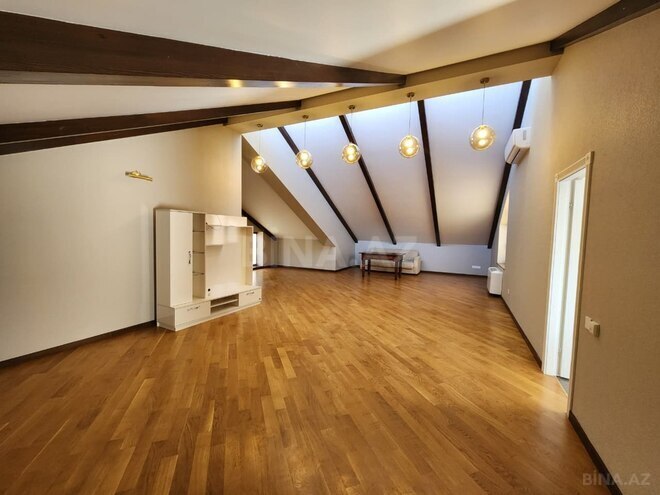 Сдаётся 5-комн. дом/дача 500 м², м. 20 января, photo 16 from 32