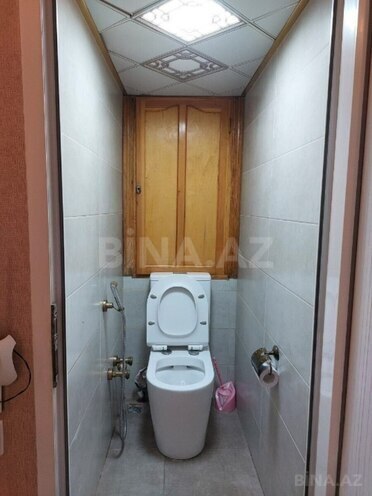 Satılır 4 otaqlı köhnə tikili 120 m², Xalqlar Dostluğu m., photo 6 from 12