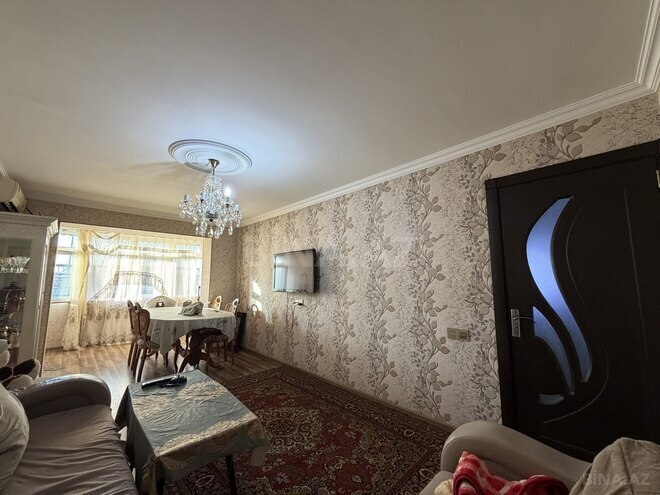 Продаётся 4-комн. вторичка 95 м², м. Халглар Достлугу, photo 3 from 28