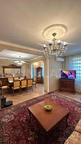 Satılır 5 otaqlı köhnə tikili 125 m², Xalqlar Dostluğu m., photo 4 from 22