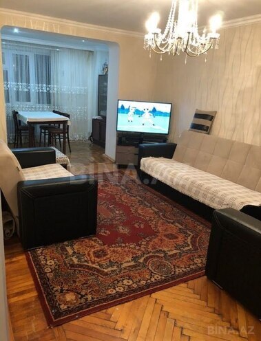 Satılır 3 otaqlı köhnə tikili 75 m², İnşaatçılar m., photo 4 from 17