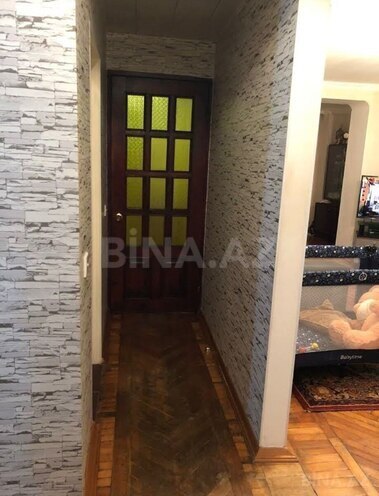 Satılır 3 otaqlı köhnə tikili 75 m², İnşaatçılar m., photo 13 from 17