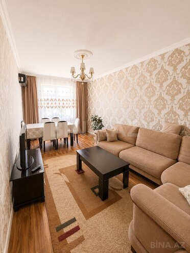 Satılır 3 otaqlı köhnə tikili 65 m², Həzi Aslanov m., photo 1 from 13