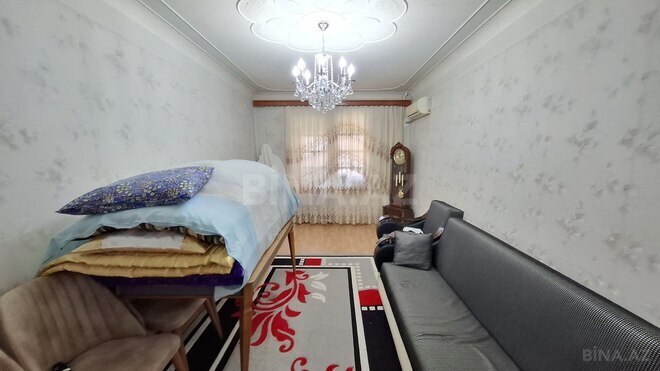 Satılır 2 otaqlı köhnə tikili 70 m², Azadlıq Prospekti m., photo 3 from 25