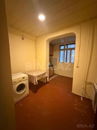 Satılır 2 otaqlı köhnə tikili 70 m², Azadlıq Prospekti m., photo 4 from 12