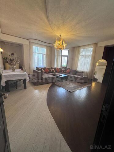 Продаётся 3-комн. новостройка 178 м², м. Низами, photo 3 from 10
